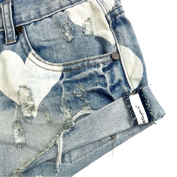 One Teaspoon Heart Print Bandits Shorts - Picture 5 of 13